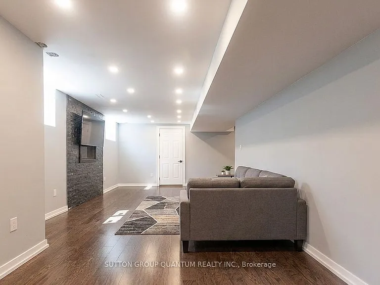 1599 Hallstone Rd — Photo 28