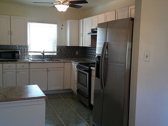 2nd image of 36823 Crestview Dr