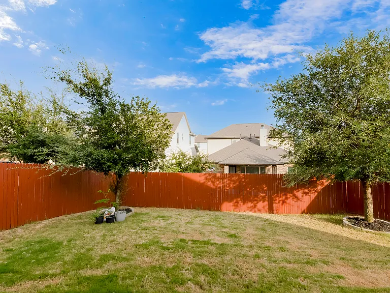 726 Kingston Pl — Photo 41