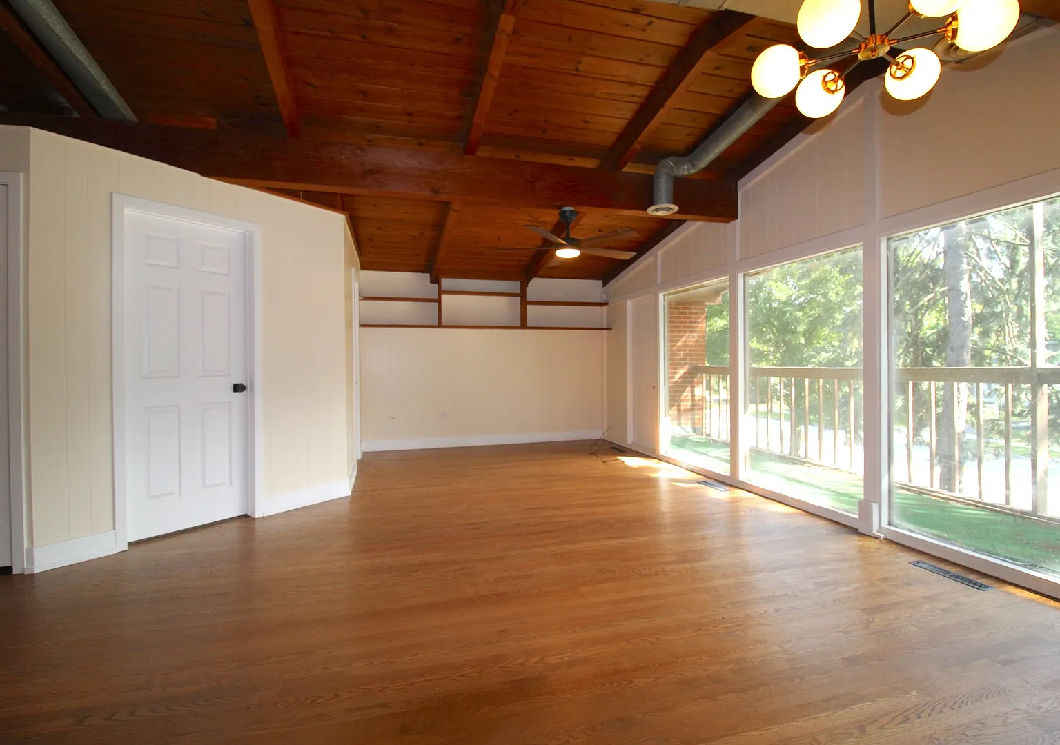 3 bed, 1731 sqft, $2,850 — Photo 4
