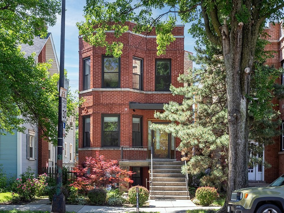 1st image of 3843 W Addison St