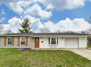 416 Mount Vernon Dr, Xenia, OH 45385