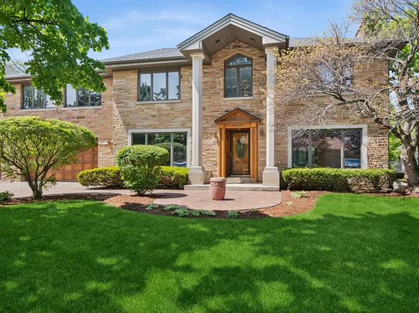 6630 N Spokane Ave, Lincolnwood, IL 60712