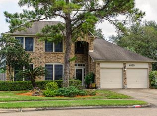 4803 Red Lantern Dr, Friendswood, TX 77546