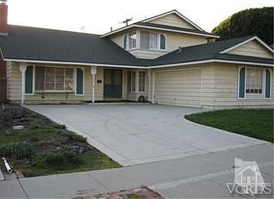 1st image of 1329 Petit Ave