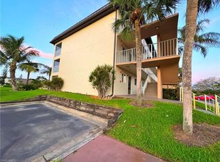 1014 Manatee Rd APT F101, Naples, FL 34114