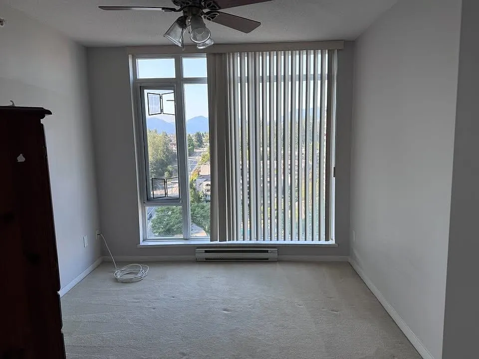 2 bed, 977 sqft, $2,700 — Photo 4
