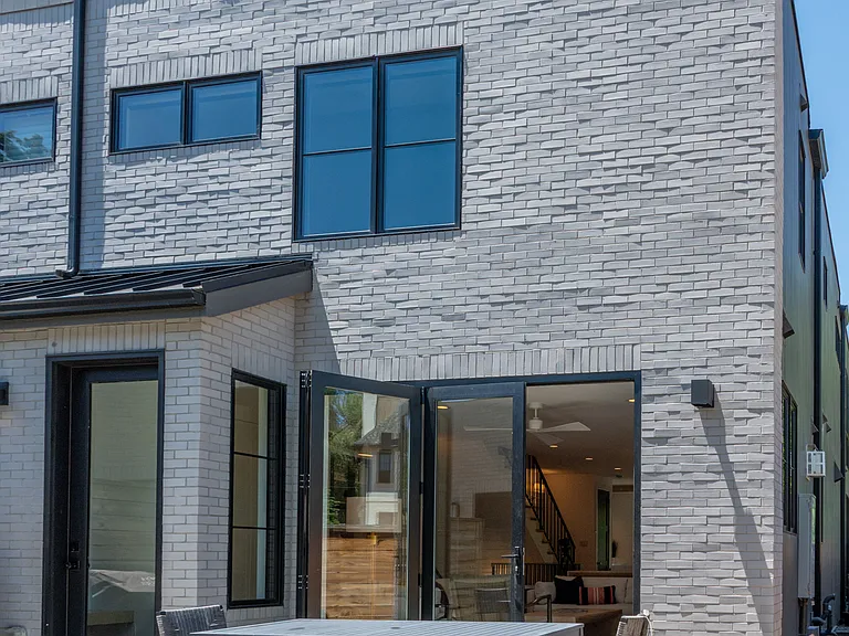 528 S Gaylord St — Photo 26