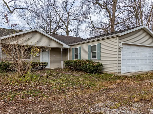 116 E King St, Sullivan, IL 61951