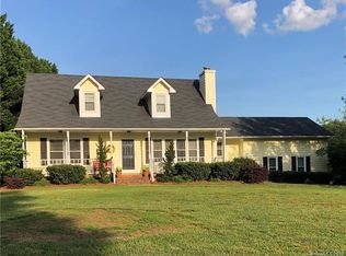 13745 Castleford Dr, Mint Hill, NC 28227