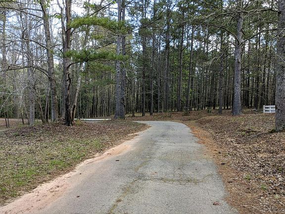 5th image of 1020 Kilgore Rd