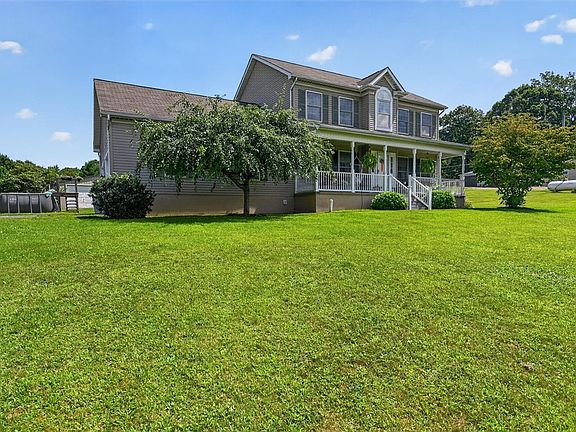 2nd image of 1013 Marshall Heights Rd