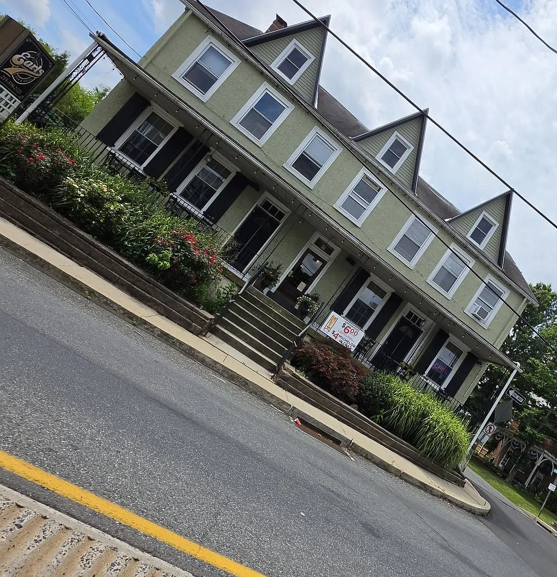1 bed, 750 sqft, $1,400 — Photo 1