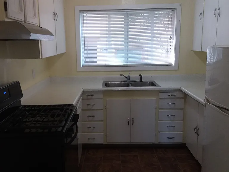 512 E 15th Ave #1 — Photo 2