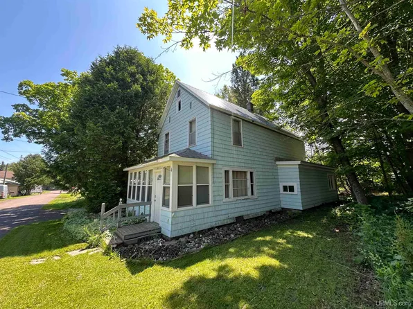 19633 Dodge St, Dodgeville, MI 49921