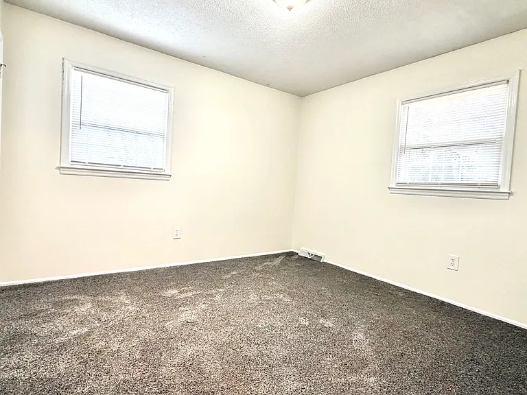 109 Craft Rd #111 — Photo 8