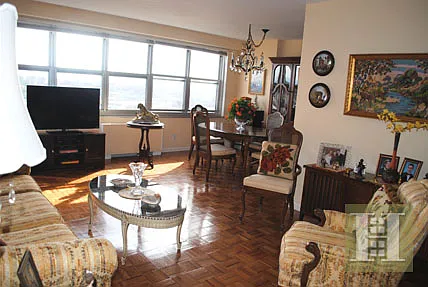 555 Kappock St APT 16C photo 1