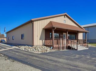 704 E Franklin St, Mahomet, IL 61853