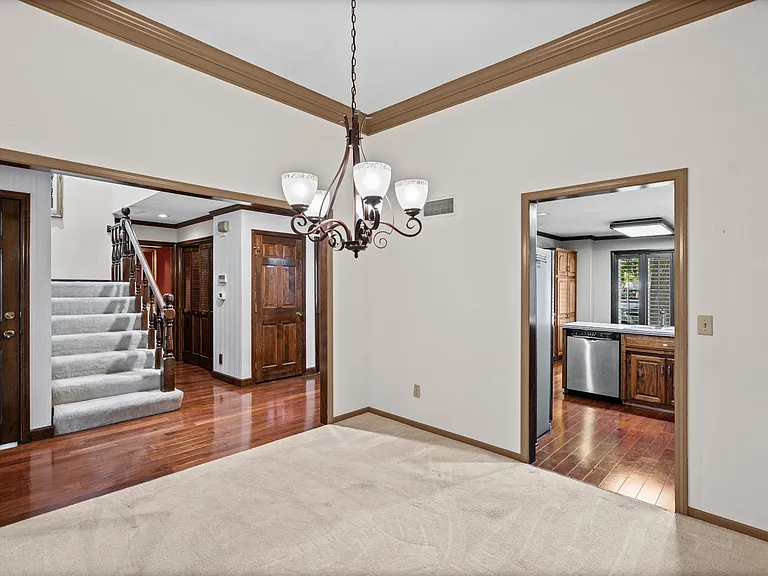 11129 Ash St — Photo 5