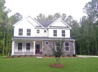 2003 Tacoma Cir, Ridgeville, SC 29472