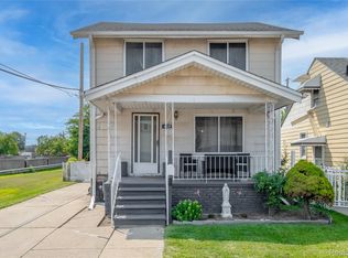 6533 Kingsley St, Dearborn, MI 48126