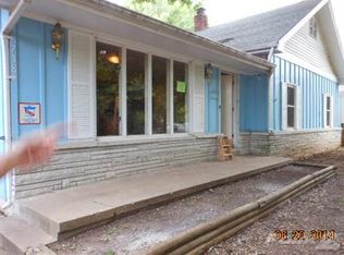 738 S Douglas Ave, Springfield, MO 65806