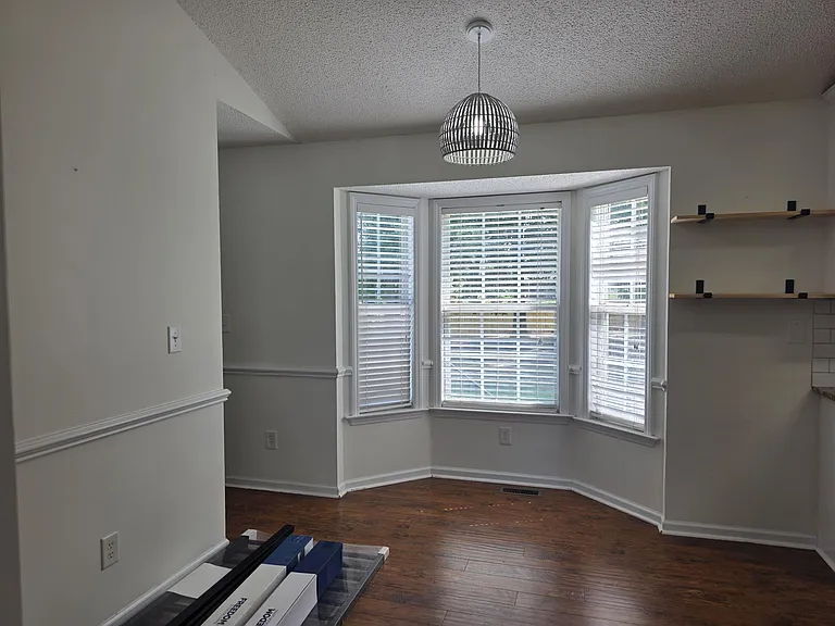 100 Parrish Farm Ln — Photo 6