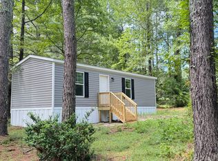 160 Promise Ln, Cameron, NC 28326