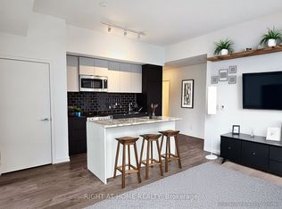 285 Dufferin St W #408, Toronto, ON M6K 1Z7