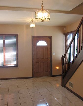  Large Foyer 