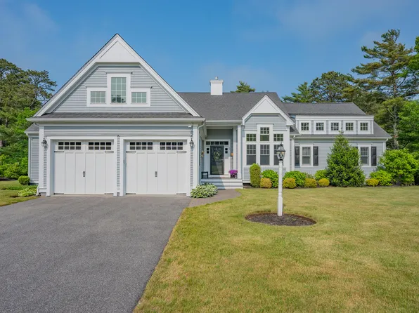 22 Camden Lane, Mashpee, MA 02649
