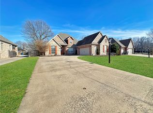 3827 Pasofino Loop, Springdale, AR 72764