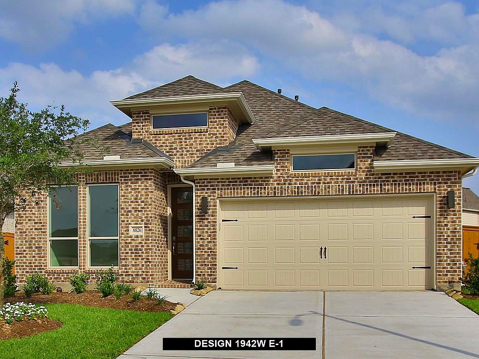 1st image of 8826 Harbor Pines Dr