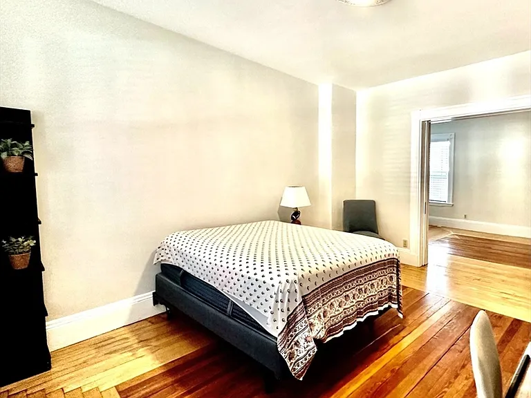 61 Monument Ave #1 — Photo 10