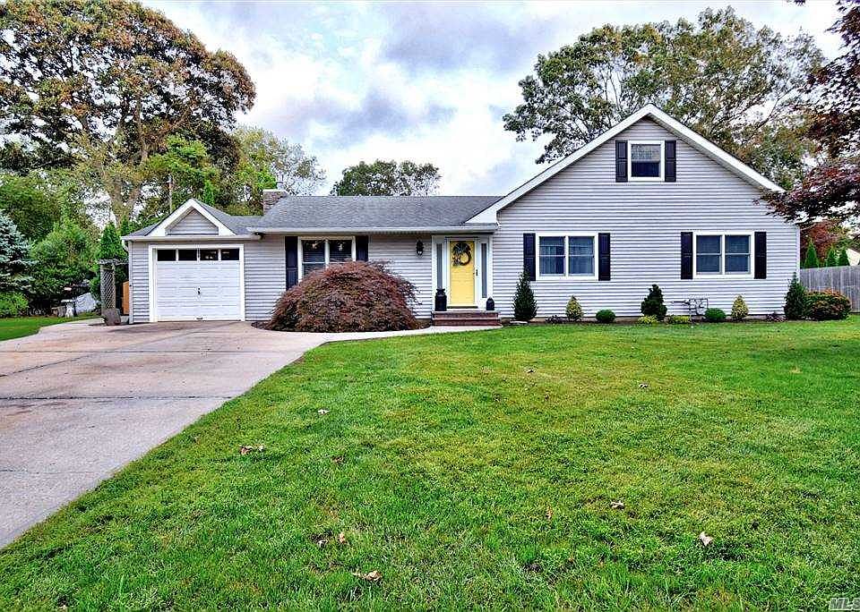 1st image of 529 Spruce Ave