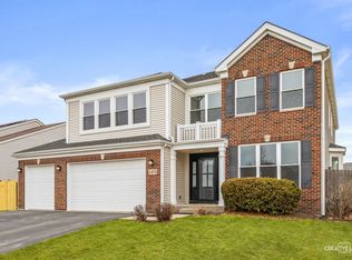 1472 Misty Ln, Bolingbrook, IL 60490