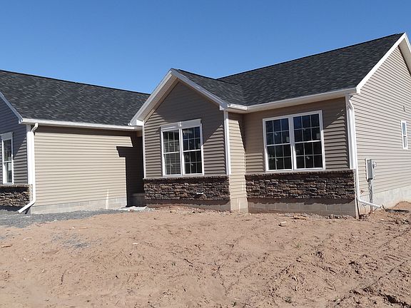 3rd image of 6 Wedgewood Ct