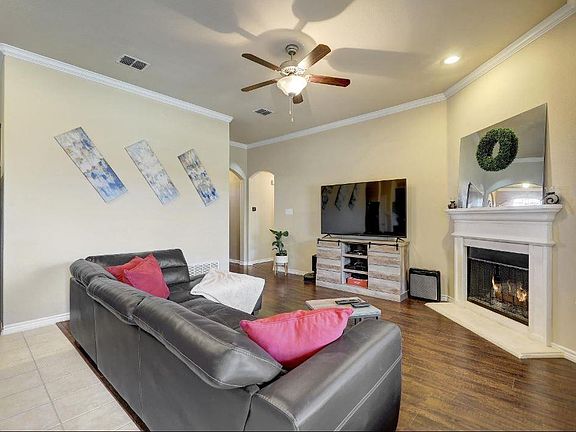 5th image of 11701 Summer Springs Dr