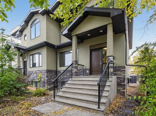 11106 76th Ave NW, Edmonton, AB T6G0J8