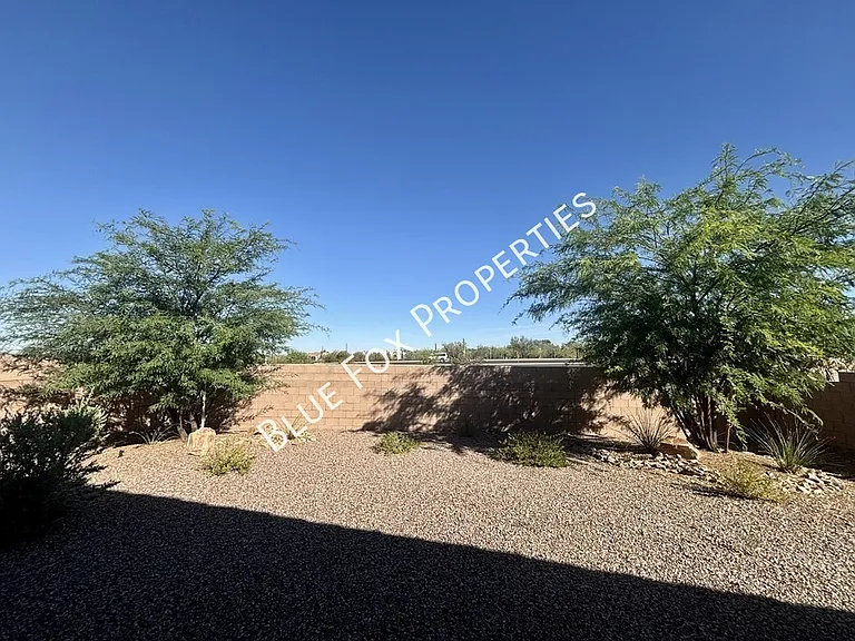 5536 Lazy Farm Dr — Photo 25