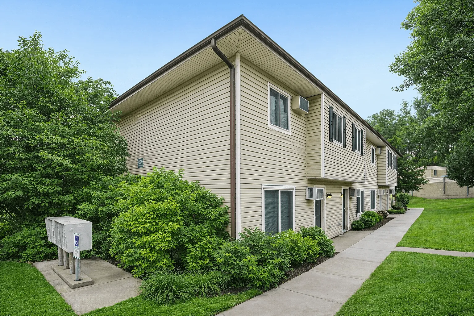Carver Ridge Townhomes — Photo 3