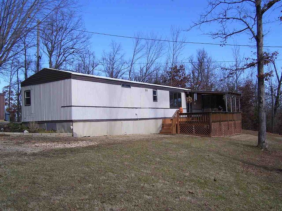 2nd image of 350 Railroad Hill Rd