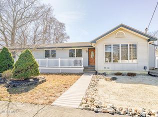 3820 Herbertsville Rd, Point Pleasant Beach, NJ 08742