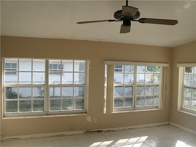 1st image of 1540 NW 174th St