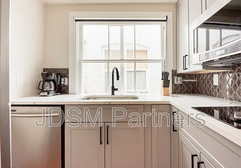 630 E 16th Ave #306 — Photo 6