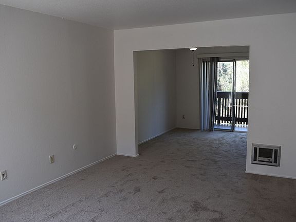 5th image of 7962 Mission Center Ct Unit J