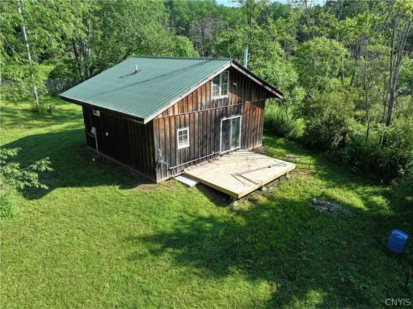 108 Linlyco Lake Rd, Cattaraugus, NY 14719