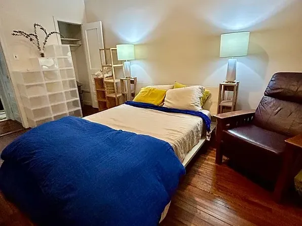 685 Manhattan Ave APT 3F, Brooklyn, NY 11222