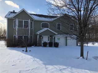 29 3rd St, Middletown, NY 10940