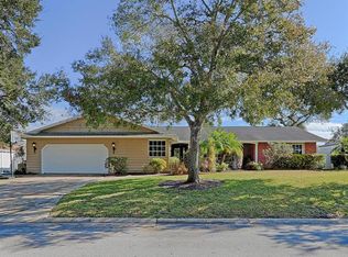 10263 Bay Hills Dr, Largo, FL 33774
